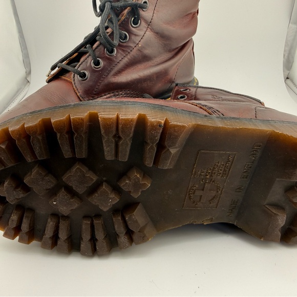 Dr. Martens Burgundy Leather Ankle Boots - Picture 2 of 6